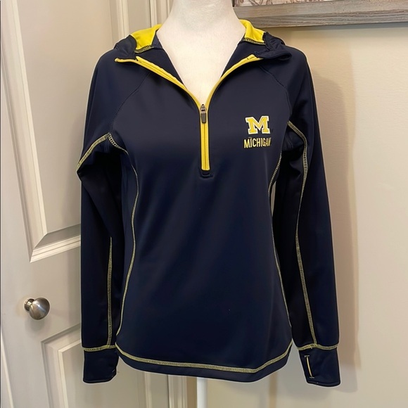 University of Michigan Colosseum Pullover Blue Maize Sporty Design V-Neck EUC - Picture 1 of 14
